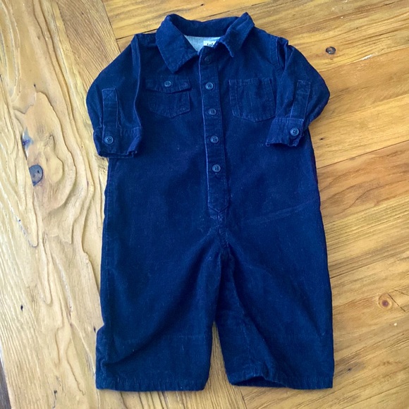 OshKosh B’Gosh Boy Corduroy Jumpsuit 6months